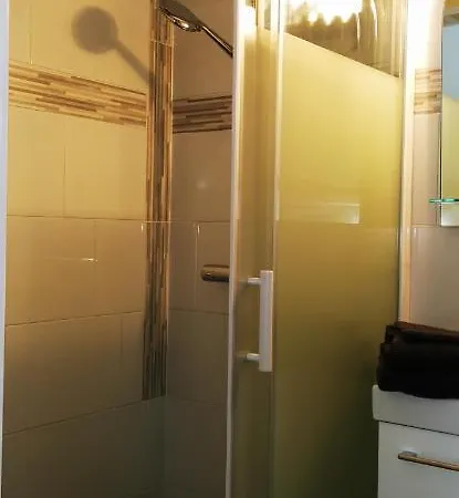 Mezzanine 2/3 Personnes *