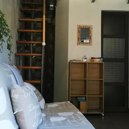 Mezzanine 2/3 Personnes *